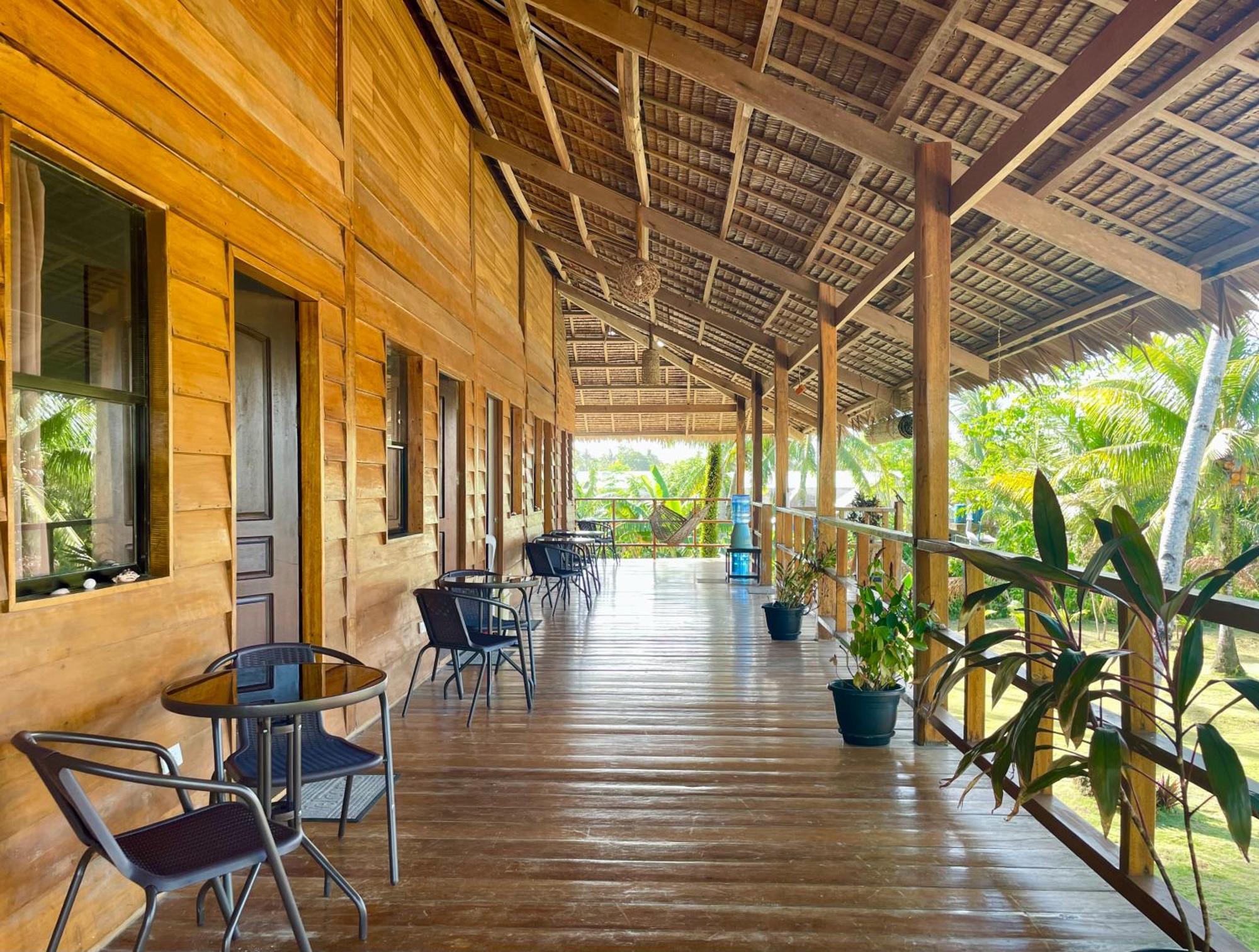 Siargao Sunflower Suites 제너럴 루나 외부 사진