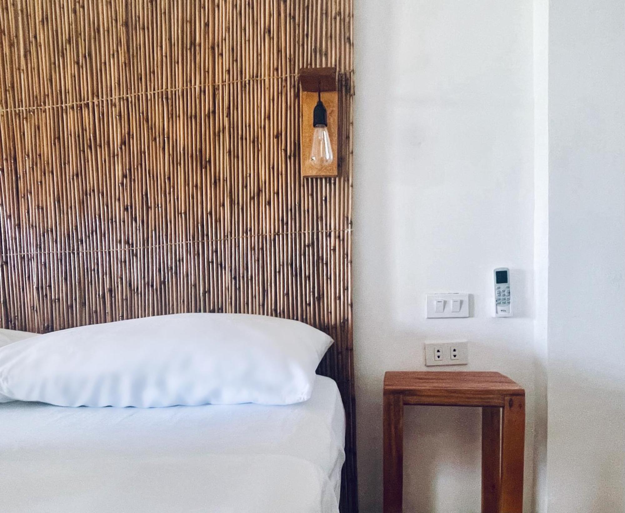 Siargao Sunflower Suites 제너럴 루나 외부 사진