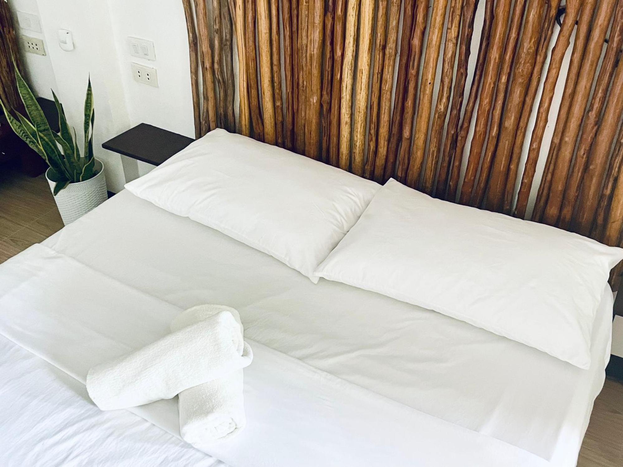 Siargao Sunflower Suites 제너럴 루나 외부 사진