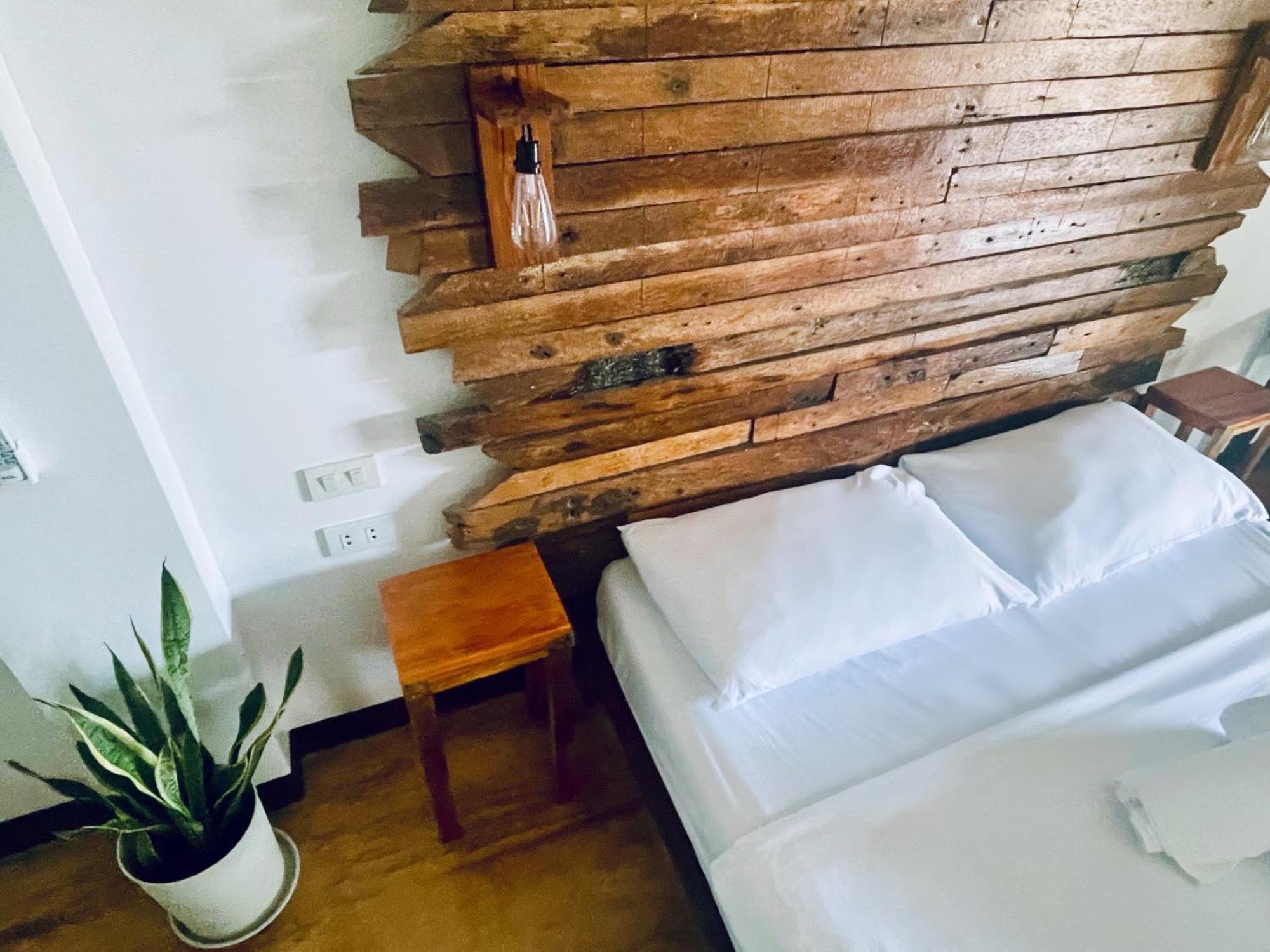 Siargao Sunflower Suites 제너럴 루나 외부 사진