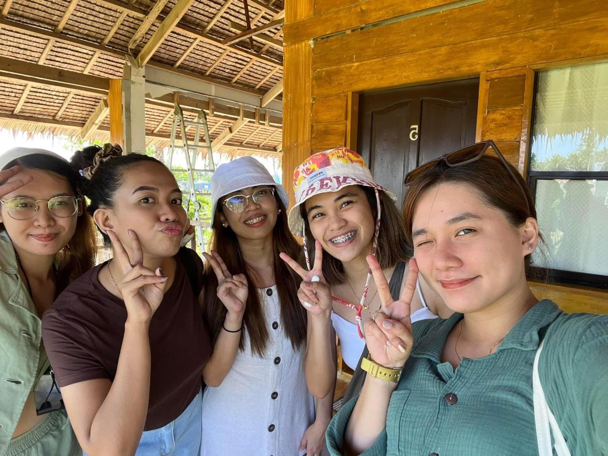 Siargao Sunflower Suites 제너럴 루나 외부 사진
